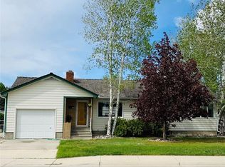1303 Parkhill Dr, Billings, MT 59102