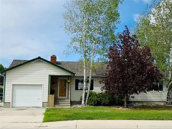 1303 Parkhill Dr, Billings, MT 59102