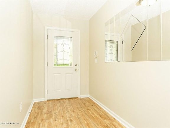 3rd image of 928 Long Lake Dr