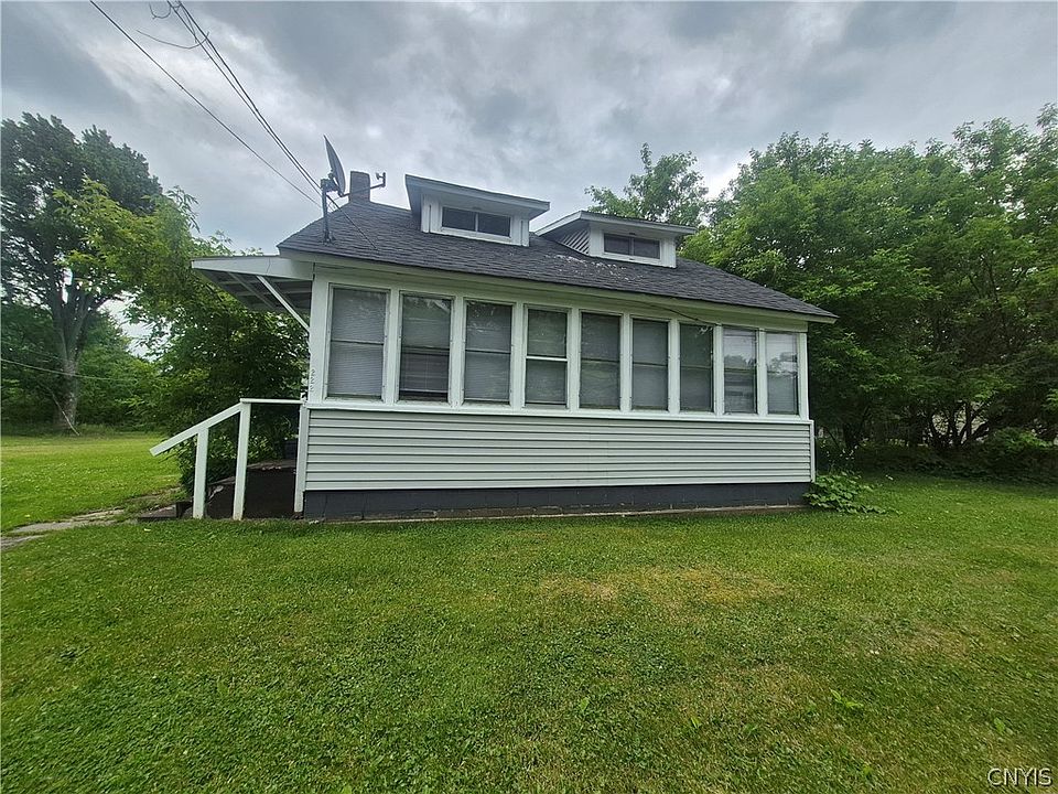 1st image of 222 Wealtha Ave