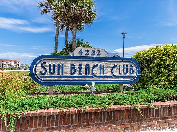 3rd image of 4272 Sun Village Ct