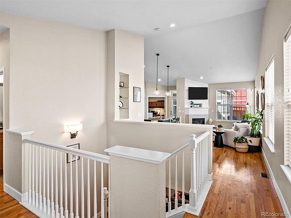 4th image of 2181 Willow Court