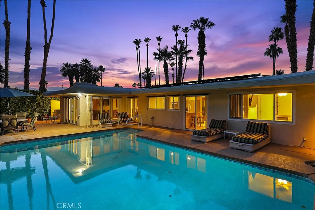 4 bed, 2607 sqft, $6,900 — Photo 4