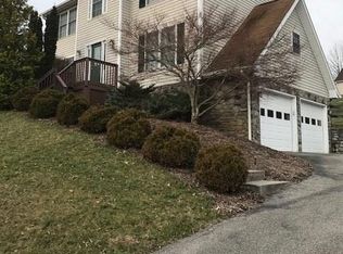 1470 Sleepy Hollow Rd, Christiansburg, VA 24073