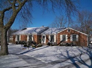 1125 Birkdale Ct, Naperville, IL 60563