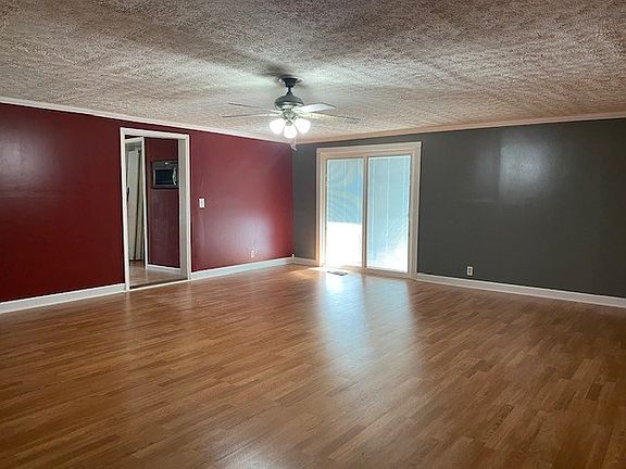5th image of 1644 Sunrise Dr