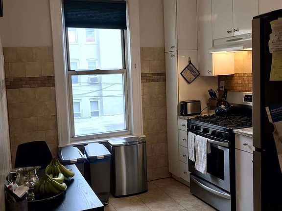 4th image of 31-61 34th St #2