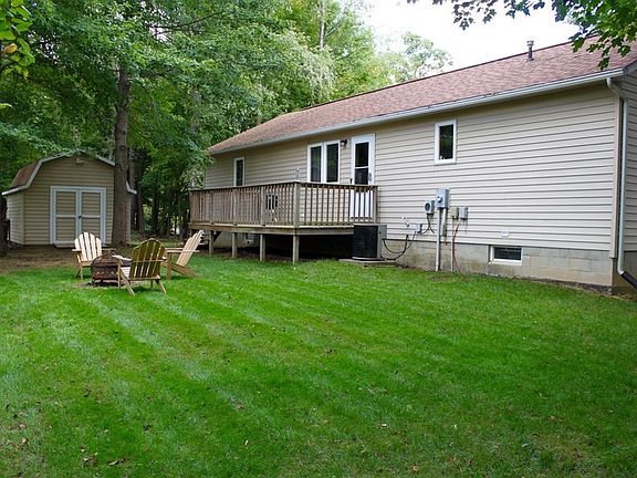 2nd image of 504 Greenacre Cir