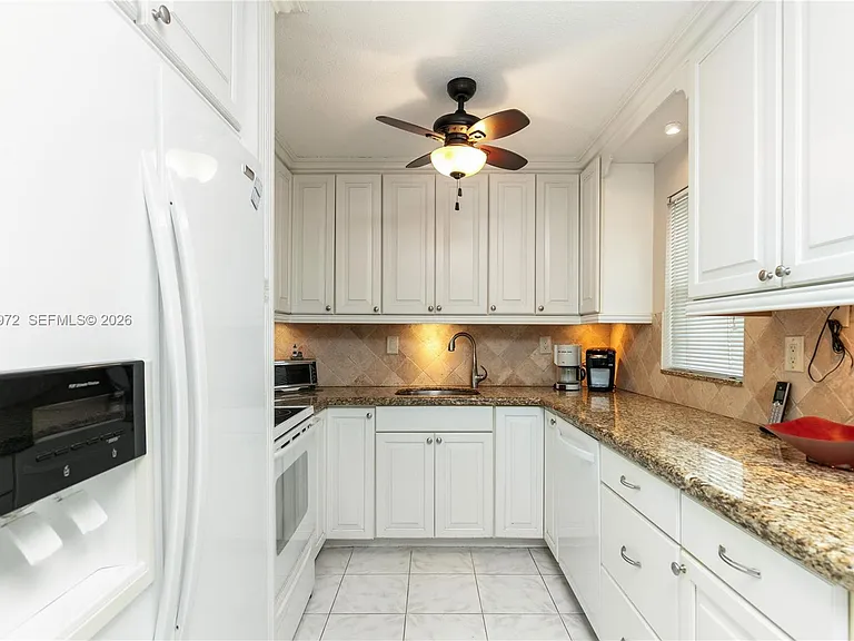 3131 S Ocean Dr #110 — Photo 5