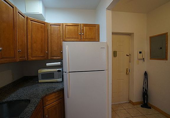 4th image of 46-06 88th St #2