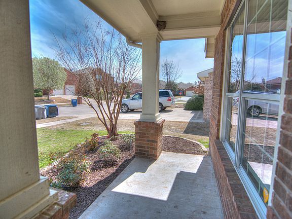 3rd image of 2010 Lake Highlands Dr