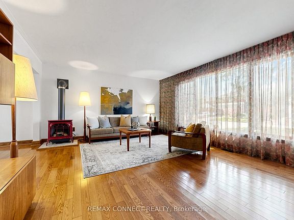 3rd image of 90 Sylvan Ave