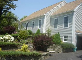 46 Castle View Dr, Gloucester, MA 01930