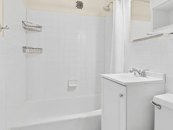 160 East 91st Street image 6 of 7