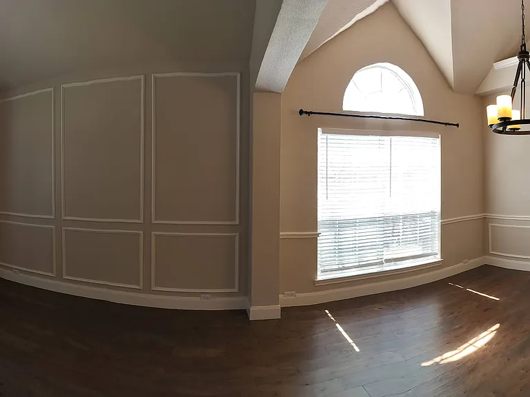 8001 Case Dr — Photo 39