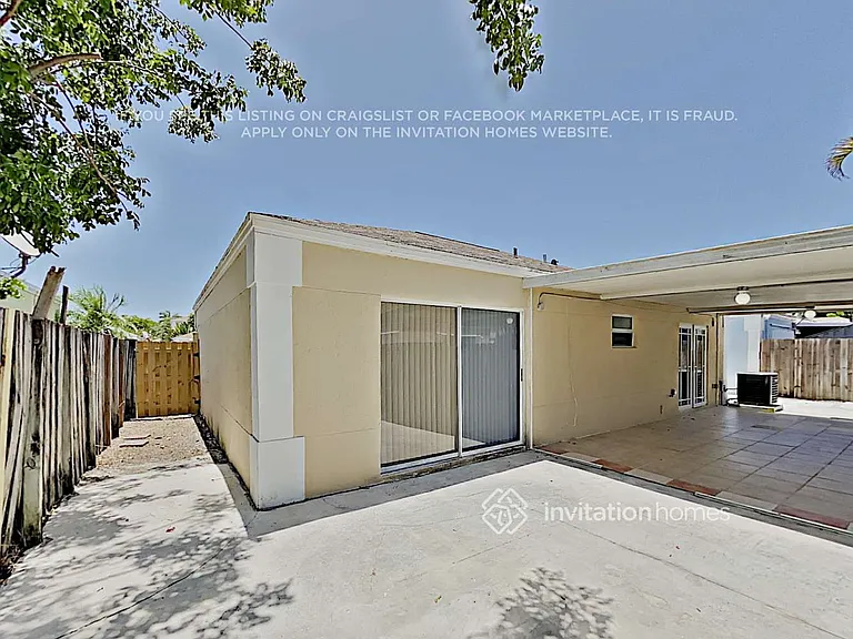9785 SW 222nd St — Photo 17