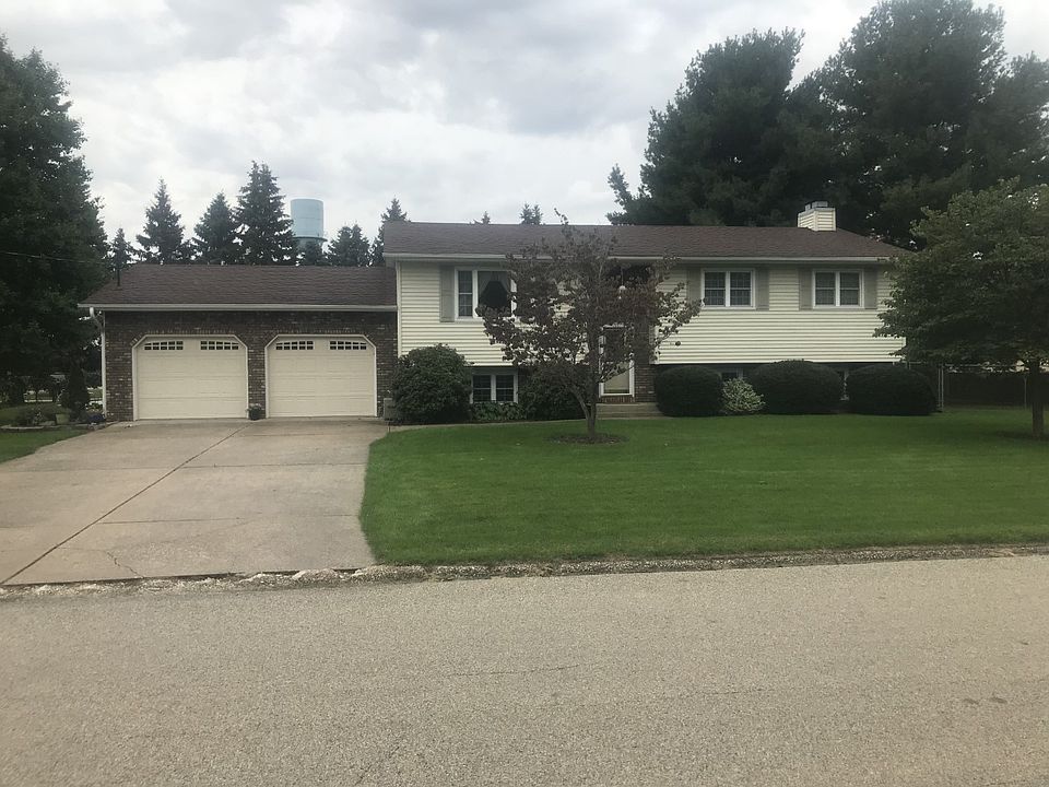 1st image of 16 Kimberly Dr