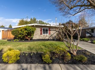2362 Thompson Ct, Mountain View, CA 94043