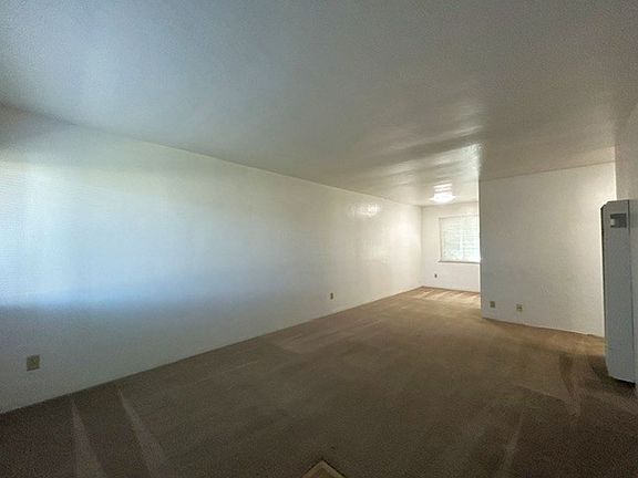 5th image of 905 Santa Clara Ave APT M