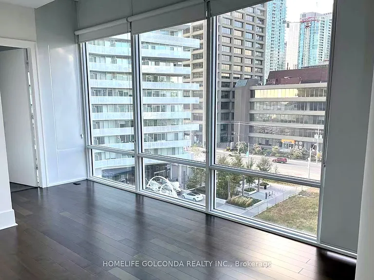 29 Queens Quay E #624 — Photo 9