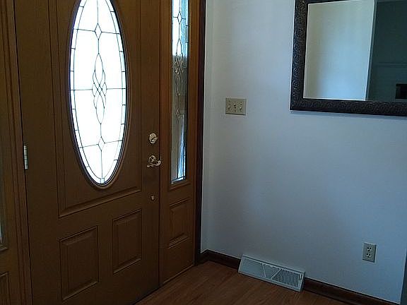 4th image of 427 Heritage Dr