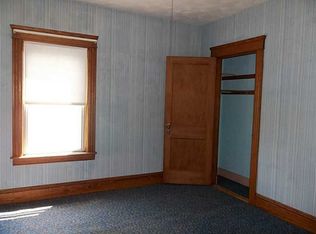 111 Warren Ave, Pawtucket, RI 02860