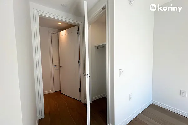 Rented by Koriny NYC LLC | media 11