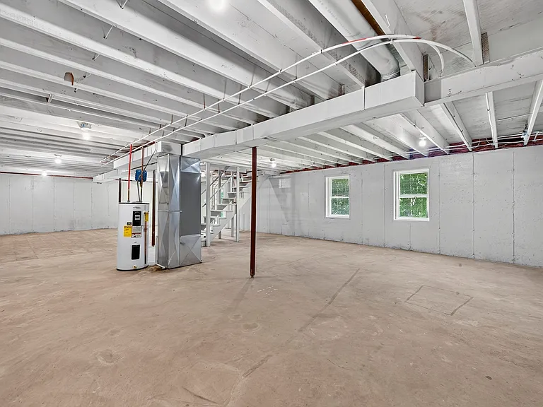 4105 Amy Ct — Photo 25