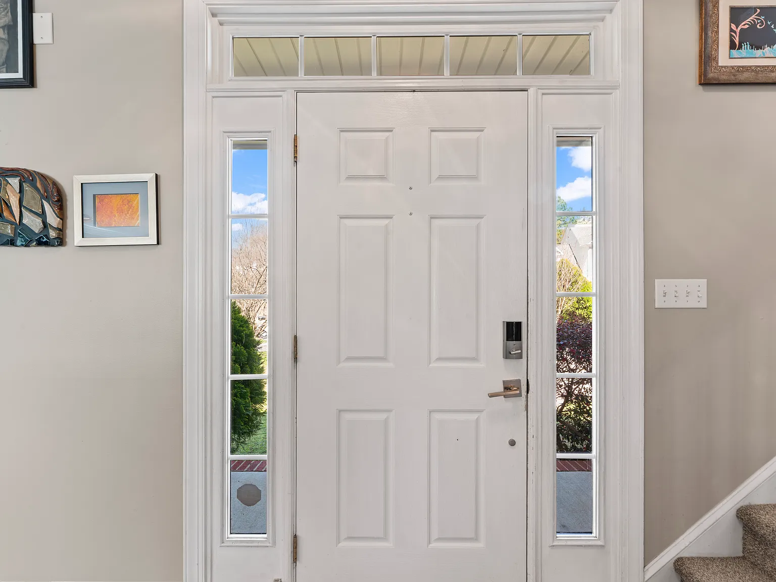 6 bed, 3.5 bath, 3856 sqft, $3,750 — Photo 4