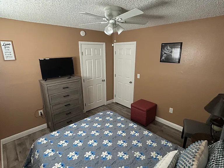 455 Moser Ave #4 — Photo 7