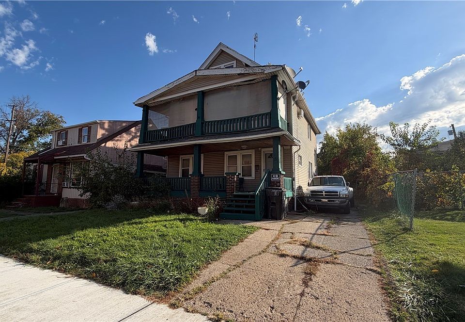 1st image of 705 E 155th St