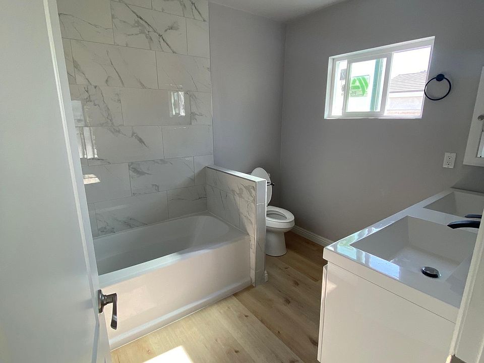 1st image of 3-467 Hervey Ave #3