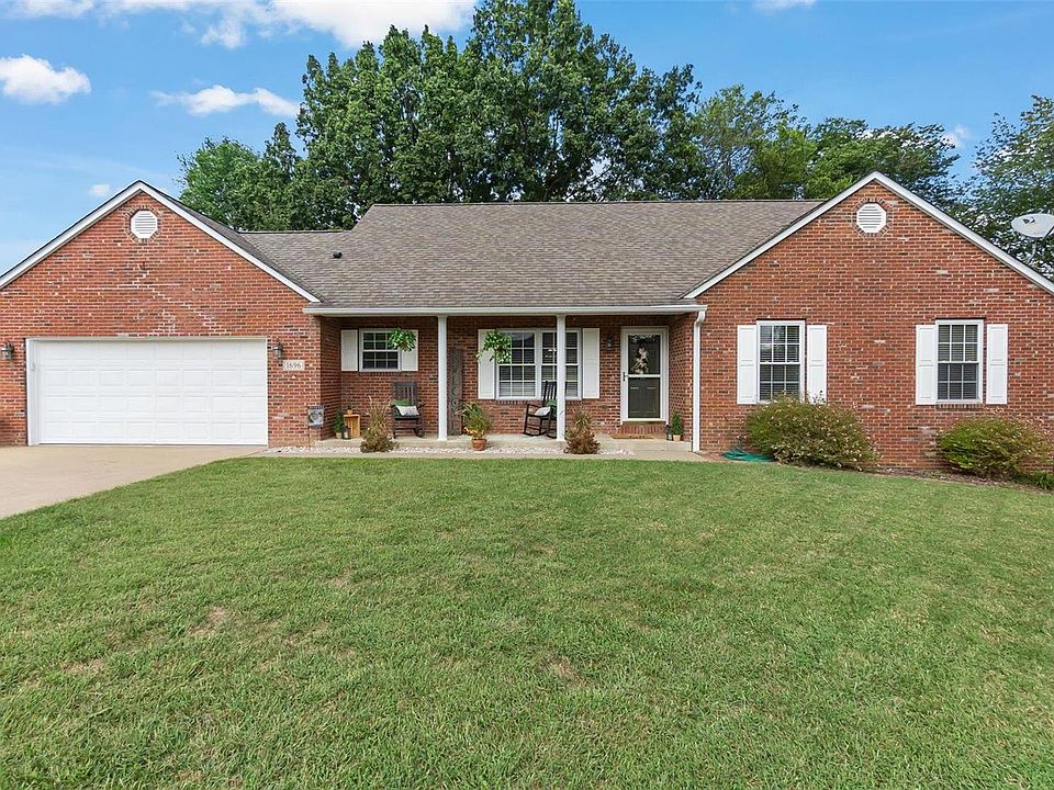 1st image of 1696 Jennifer Dr