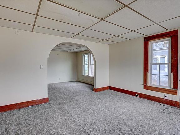 3rd image of 703 N Grand St