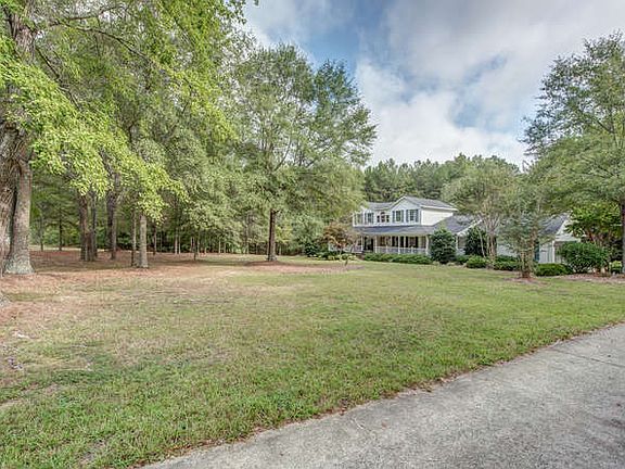 2nd image of 2919 Cane Mill Rd