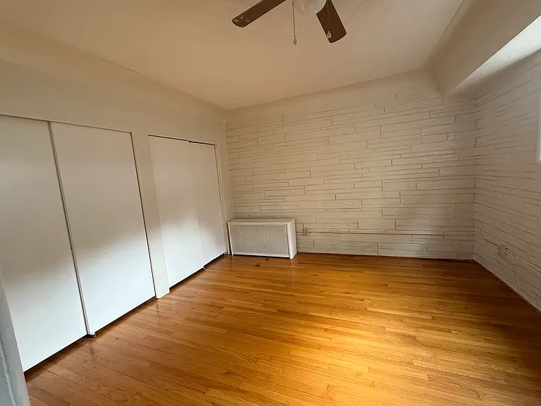 4 Ferguson Pl #1 — Photo 5
