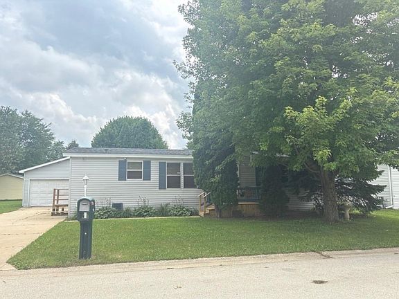 3rd image of 5421 Ebonywood Ln