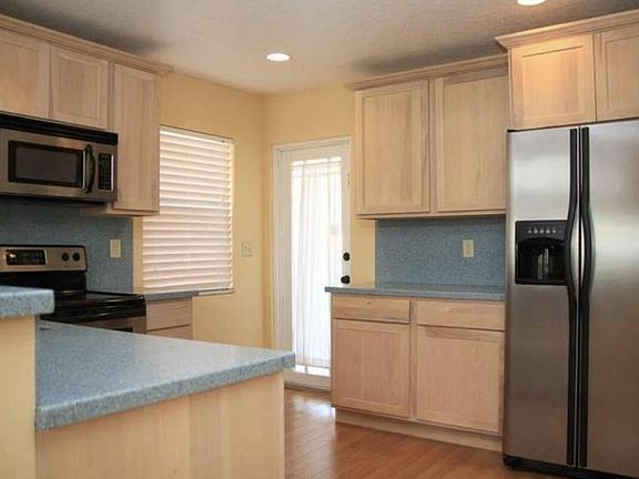5th image of 4334 Us Highway 441 SE Unit 10