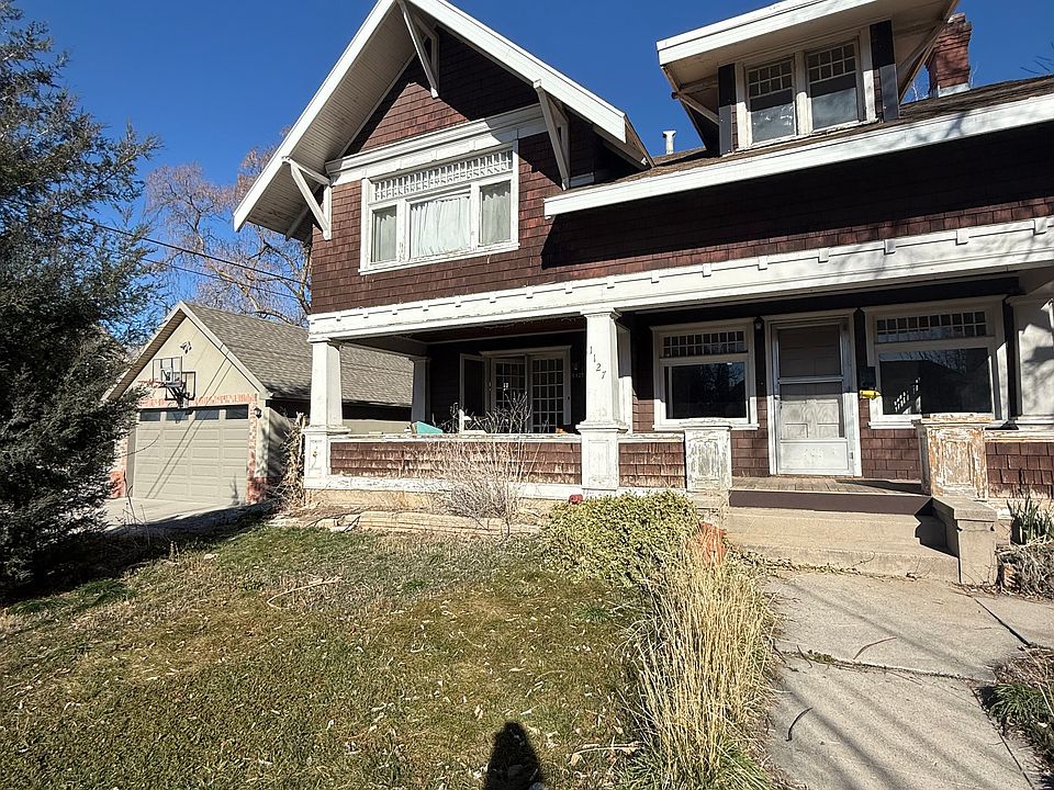 Home is a duplex; renting out the left side of the house