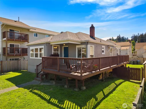 119 Rainier Avenue, Bremerton, WA 98312