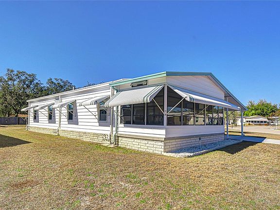 3rd image of 4843 Blanco Dr
