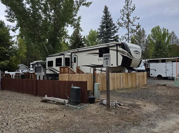 514-E24 N Sawyer St, Cascade, ID 83611