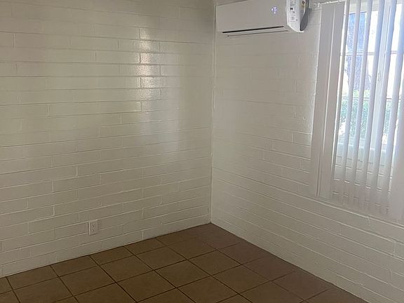 4th image of 3134-3164 N Fontana Ave #3144