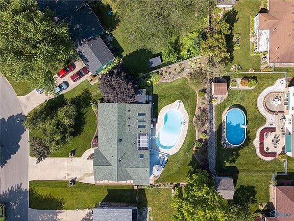 4th image of 3734 Perlawn Dr