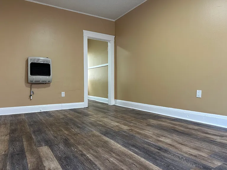 124 S Oleander Ave #4 — Photo 1