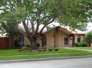 912 Middle Cove Dr, Plano, TX 75023