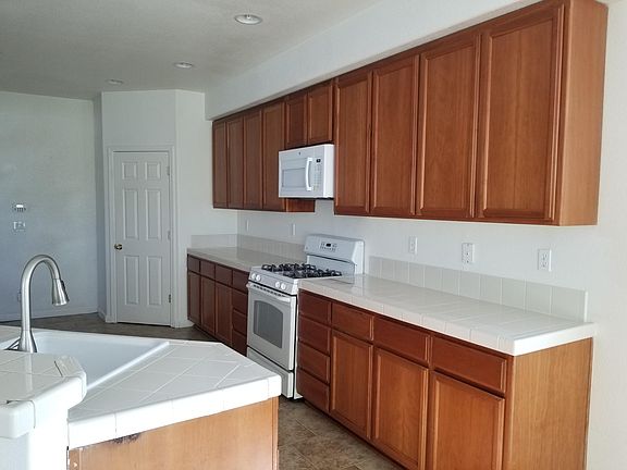 3rd image of 3631 Gambel Oak Ln
