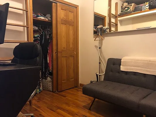 Rented by One New York Realty Inc | media 4