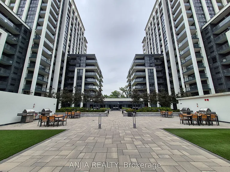 8 Cedarland Dr #321 — Photo 33