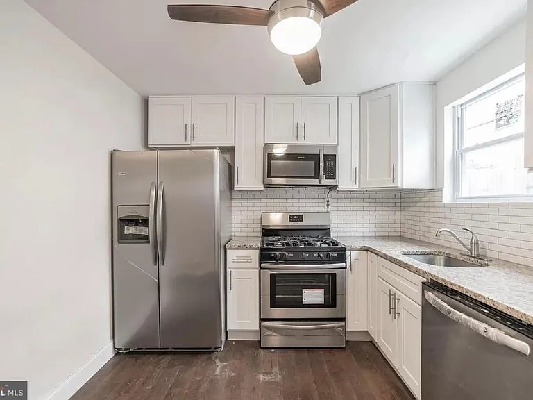 1825 McClellan St — Photo 7